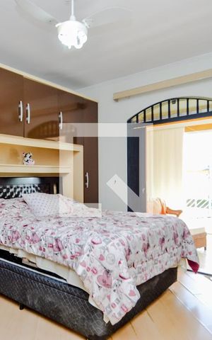 Casa para alugar com 326m², 3 quartos e 4 vagasSuíte 1