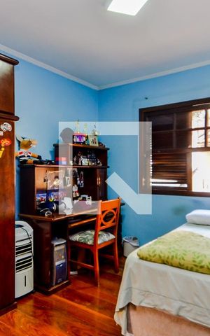 Casa para alugar com 326m², 3 quartos e 4 vagasSuíte 3