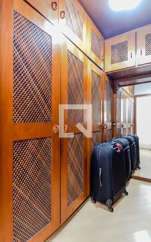 Casa para alugar com 326m², 3 quartos e 4 vagasCloset da Suíte 1