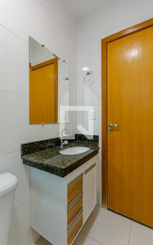 Apartamento à venda com 134m², 2 quartos e 2 vagas Apartamento à venda com 134m², 2 quartos e 2 vagasBanheiro Suíte 1