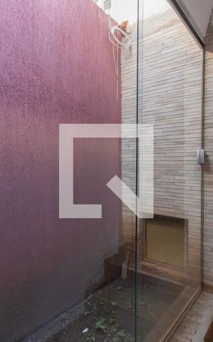 Casa à venda com 120m², 3 quartos e 2 vagas Casa à venda com 120m², 3 quartos e 2 vagasJardim de Inverno