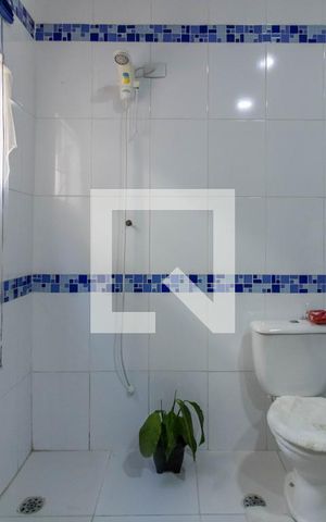 Casa à venda com 120m², 3 quartos e 2 vagas Casa à venda com 120m², 3 quartos e 2 vagasBanheiro da Suíte