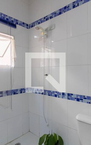 Casa à venda com 120m², 3 quartos e 2 vagas Casa à venda com 120m², 3 quartos e 2 vagasBanheiro da Suíte