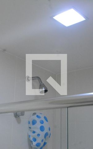 Apartamento para alugar com 80m², 2 quartos e 2 vagasBanheiro social