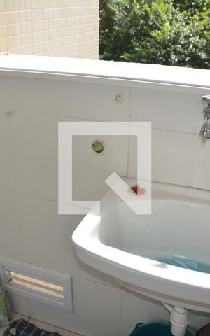 Apartamento para alugar com 80m², 2 quartos e 2 vagasÁrea de serviços com quarto
