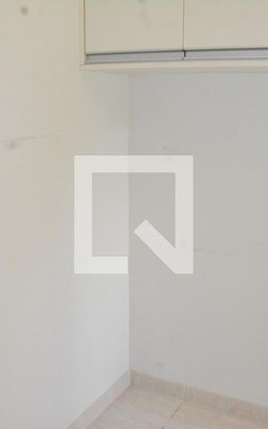 Apartamento para alugar com 80m², 2 quartos e 2 vagasÁrea de serviços com quarto