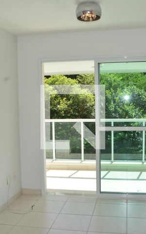Apartamento para alugar com 80m², 2 quartos e 2 vagasSala com varanda