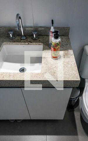 Apartamento à venda com 121m², 3 quartos e 2 vagasBanheiro da Suíte 2
