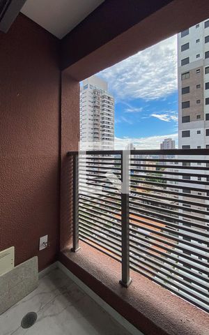 Studio à venda com 37m², 1 quarto e sem vaga Studio à venda com 37m², 1 quarto e sem vagaSacada/Sala