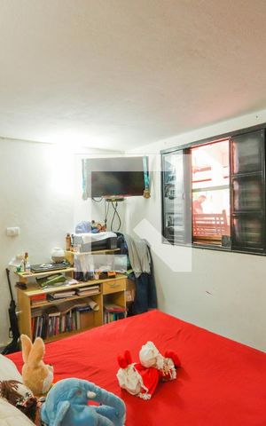 Casa à venda com 202m², 3 quartos e 3 vagas Casa à venda com 202m², 3 quartos e 3 vagasEdícula - Quarto