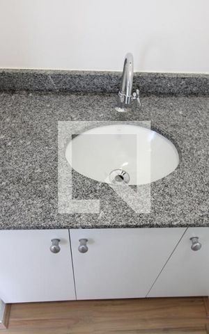 Apartamento para alugar com 30m², 1 quarto e sem vagaDetalhe banheiro