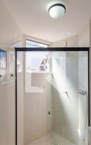 Apartamento para alugar com 45m², 1 quarto e 1 vaga Apartamento para alugar com 45m², 1 quarto e 1 vagaBanheiro