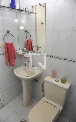 Casa à venda com 150m², 3 quartos e 3 vagasBanheiro da Suíte