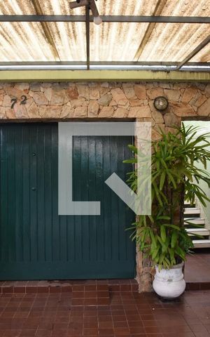 Casa à venda com 150m², 3 quartos e 3 vagasGaragem