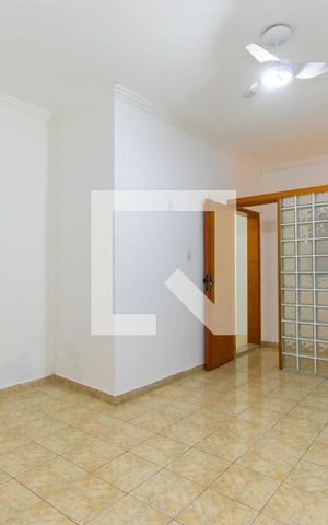 Casa à venda com 300m², 4 quartos e 2 vagas Casa à venda com 300m², 4 quartos e 2 vagasSuíte 1