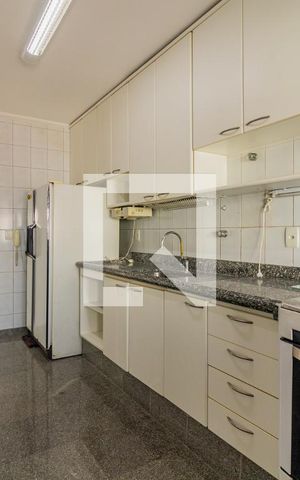 Apartamento para alugar com 150m², 3 quartos e 3 vagasCozinha