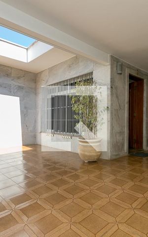 Casa à venda com 262m², 3 quartos e 3 vagasGaragem