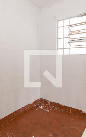 Casa para alugar com 180m², 1 quarto e sem vaga Casa para alugar com 180m², 1 quarto e sem vagaCopa