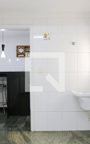 Apartamento à venda com 150m², 3 quartos e 3 vagas Apartamento à venda com 150m², 3 quartos e 3 vagasÁrea de Serviço
