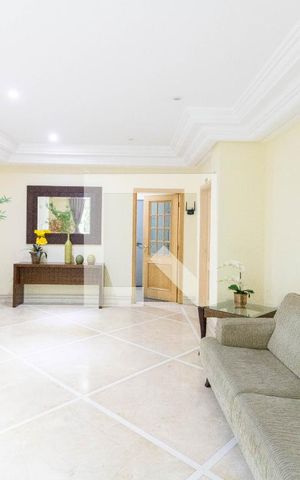 Apartamento à venda com 150m², 3 quartos e 3 vagas Apartamento à venda com 150m², 3 quartos e 3 vagasHall de entrada
