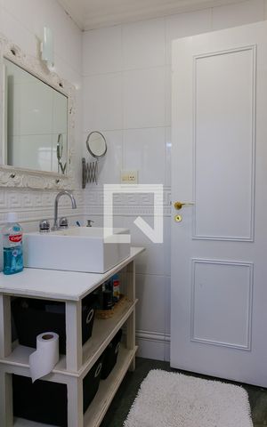 Apartamento à venda com 150m², 3 quartos e 3 vagas Apartamento à venda com 150m², 3 quartos e 3 vagasBanheiro da Suite 2