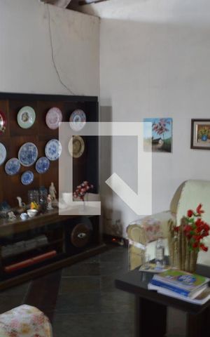 Casa à venda com 600m², 3 quartos e 3 vagasSala