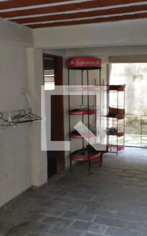 Casa à venda com 600m², 3 quartos e 3 vagasHall