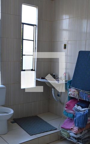 Casa à venda com 600m², 3 quartos e 3 vagasBanheiro da Suíte