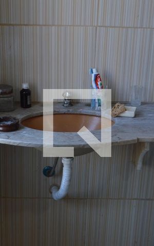 Casa à venda com 600m², 3 quartos e 3 vagasBanheiro da Suíte