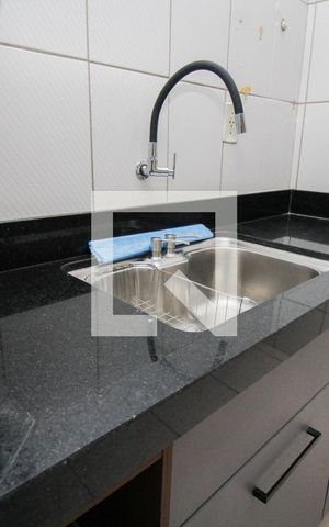 Apartamento para alugar com 64m², 3 quartos e sem vaga Apartamento para alugar com 64m², 3 quartos e sem vagaÁrea de serviço