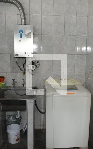 Casa à venda com 290m², 4 quartos e 2 vagasÁrea de Serviço