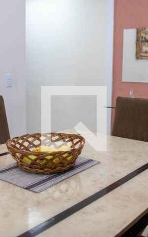 Casa para alugar com 264m², 3 quartos e 4 vagas Casa para alugar com 264m², 3 quartos e 4 vagasCopa