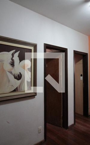 Casa à venda com 640m², 4 quartos e 4 vagasHall dos Dormitórios