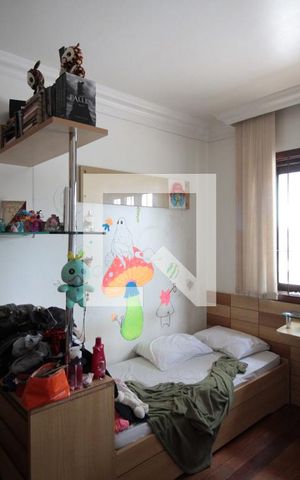 Casa à venda com 640m², 4 quartos e 4 vagasQuarto 2