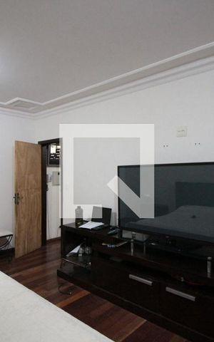 Casa à venda com 640m², 4 quartos e 4 vagasSuite Master