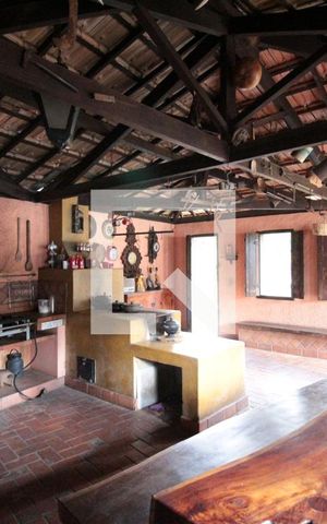 Casa à venda com 640m², 4 quartos e 4 vagasArea Gourmet