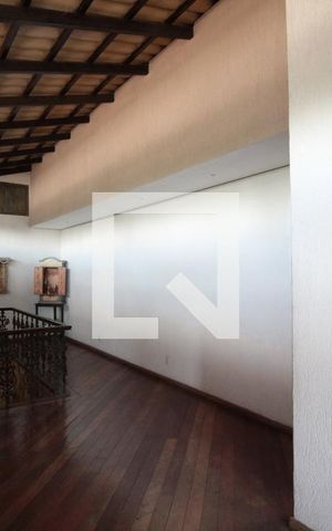 Casa à venda com 640m², 4 quartos e 4 vagasMezanino