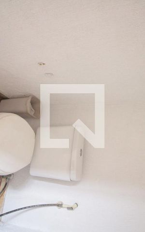 Casa à venda com 640m², 4 quartos e 4 vagasBanheiros da Piscina