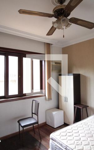 Casa à venda com 640m², 4 quartos e 4 vagasSuite 2