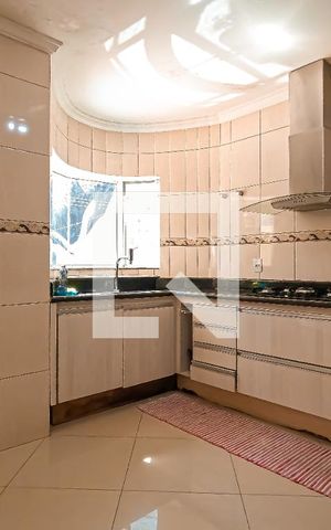 Casa à venda com 267m², 3 quartos e 4 vagasCozinha