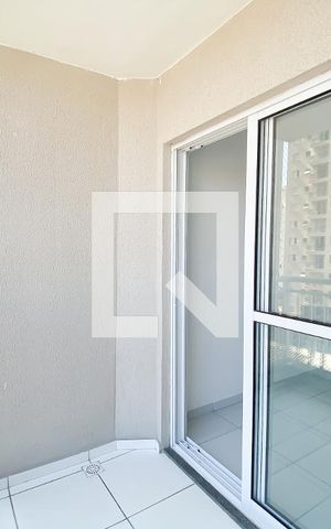 Apartamento à venda com 46m², 2 quartos e 1 vaga Apartamento à venda com 46m², 2 quartos e 1 vagaVaranda