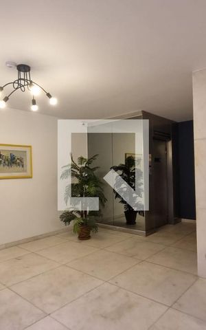 Apartamento à venda com 159m², 4 quartos e 2 vagas Apartamento à venda com 159m², 4 quartos e 2 vagasHall