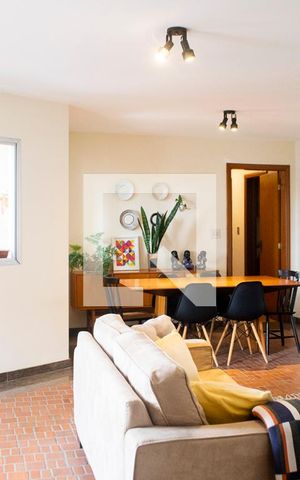 Apartamento à venda com 152m², 3 quartos e 2 vagas Apartamento à venda com 152m², 3 quartos e 2 vagasSala
