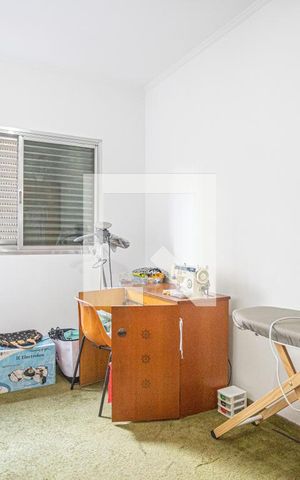 Casa à venda com 270m², 4 quartos e 3 vagas Casa à venda com 270m², 4 quartos e 3 vagasQuarto 3