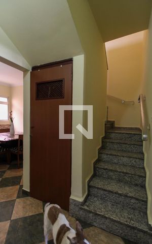 Casa à venda com 290m², 3 quartos e 2 vagas Casa à venda com 290m², 3 quartos e 2 vagasHall de Entrada