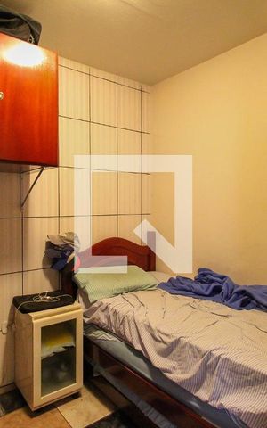 Casa à venda com 290m², 3 quartos e 2 vagas Casa à venda com 290m², 3 quartos e 2 vagasQuarto de Serviço