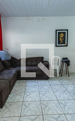 Casa à venda com 350m², 3 quartos e 4 vagasSala