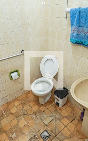Casa à venda com 350m², 3 quartos e 4 vagassuite