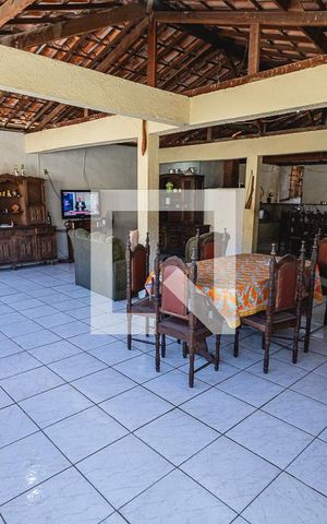 Casa à venda com 350m², 3 quartos e 4 vagasEsapaço gourmet / sala