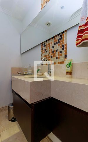 Apartamento à venda com 190m², 3 quartos e 3 vagas Apartamento à venda com 190m², 3 quartos e 3 vagasLavabo